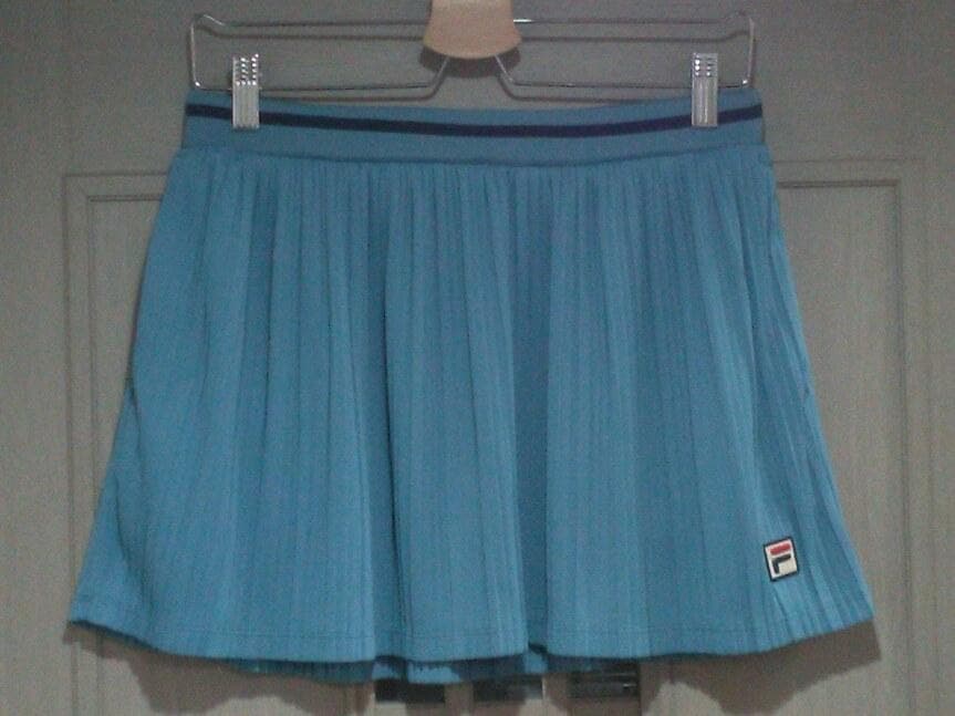 未使用テニスウェア フィラ上下セット