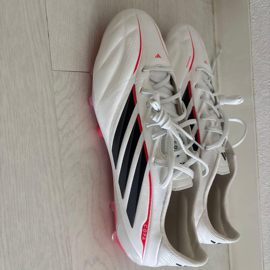 adidas COPAサッカースパイク、TOPモデル