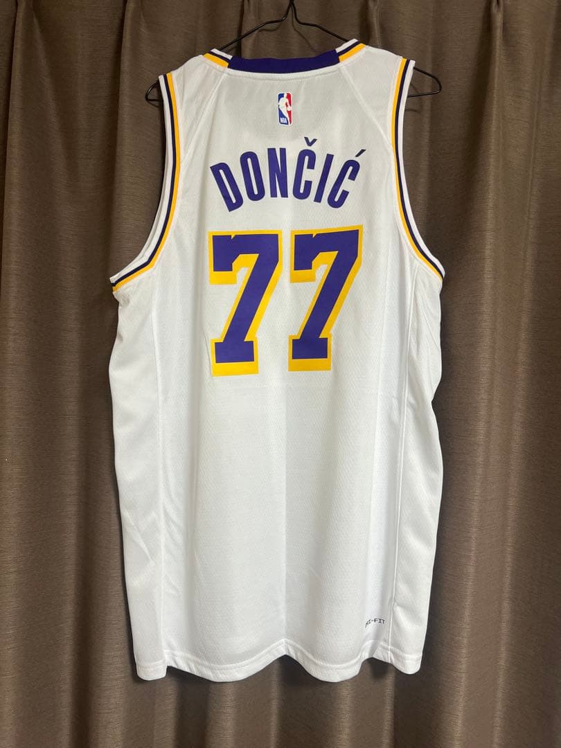 NBA Lakers LUKA DONČIĆ 77 レイカーズ　ジャージ XL