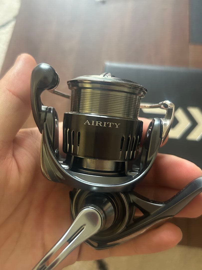 DAIWA AIRITY ST SF 2000SS-P リール