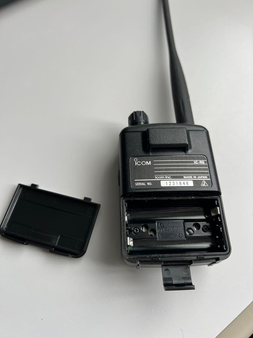 ICOM IC-R5 広域受信機 箱、取扱説明書あります