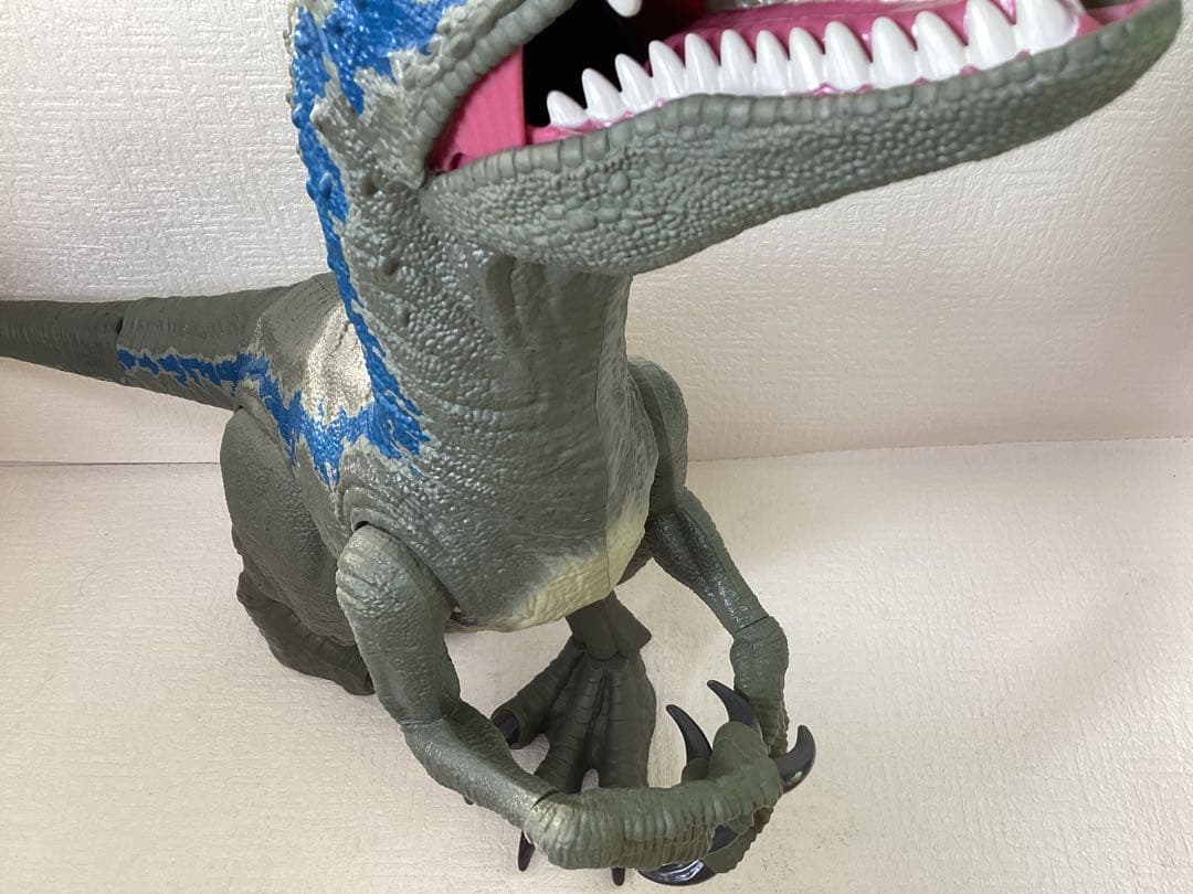 『ジュラシック・ワールド』スーパービッグシリーズ　ヴェロキラプトル「ブルー」