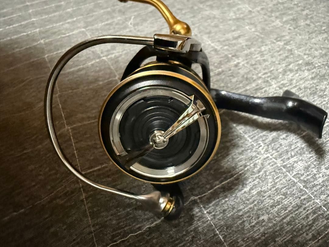 DAIWA レガリス　LT4000D-CXH