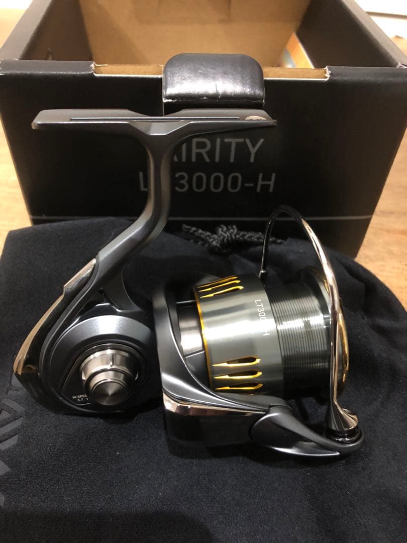 ダイワ 23エアリティ LT3000-H 新品　未使用