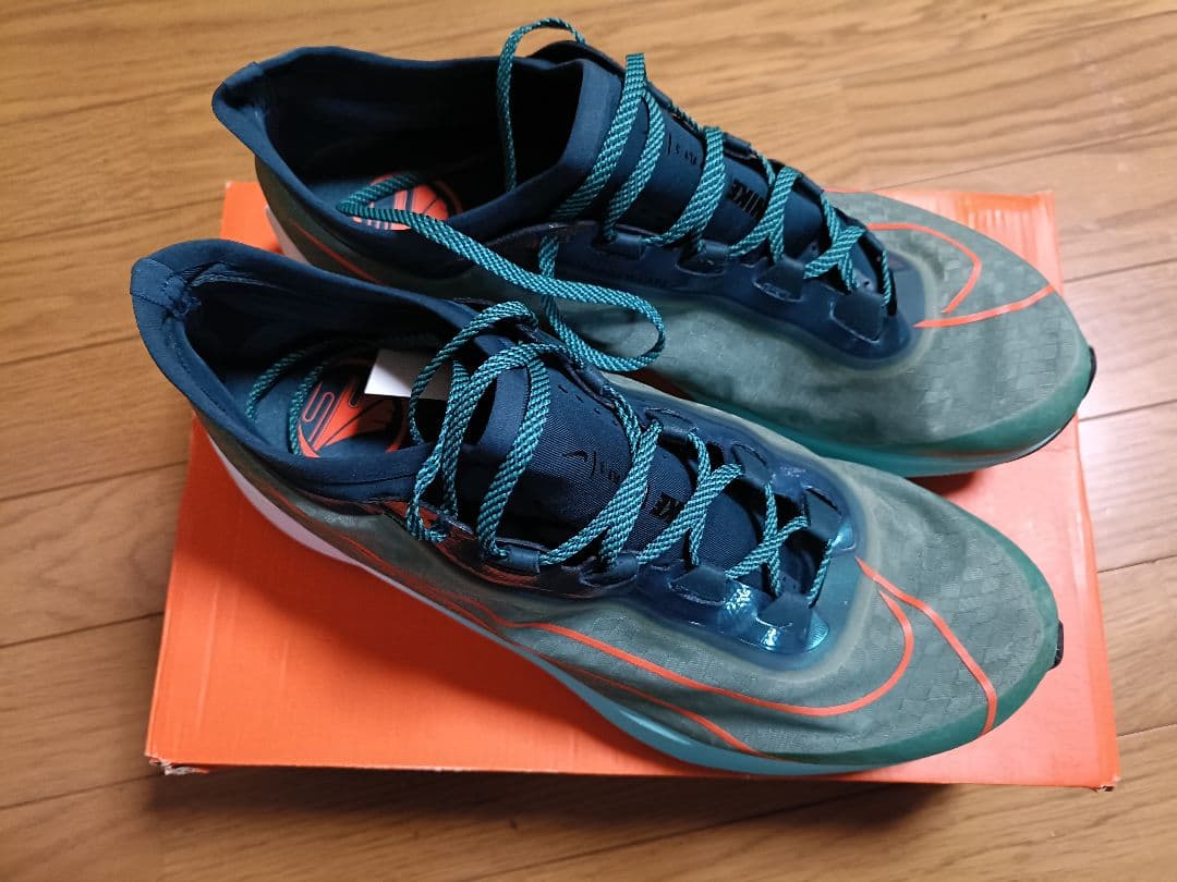NIKE ズームフライ3 　27.5cm