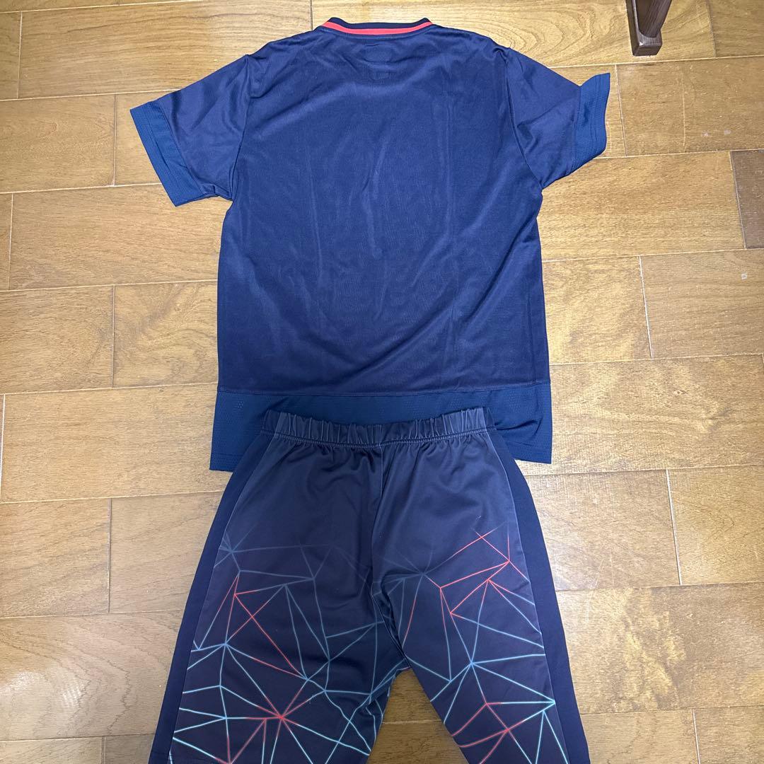 YONEX 幾何学模様 スポーツウェア 上下セット
