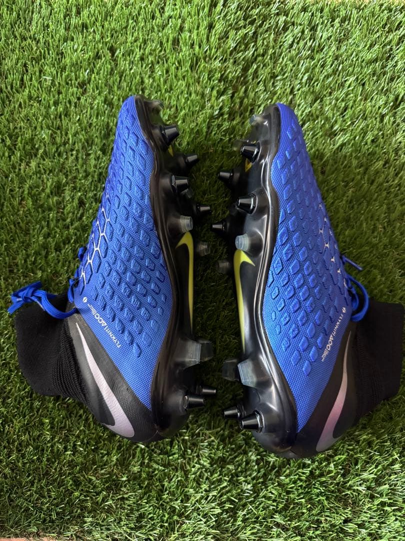 サッカースパイク　ハイパーヴェノム　ナイキ　NIKE 取替式　26.5 SG