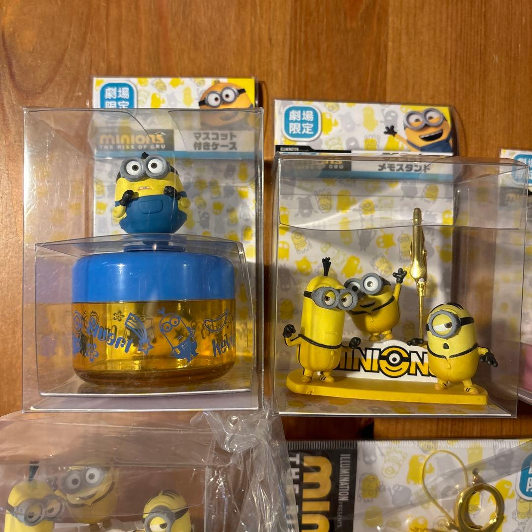 minion ミニオンズフィーバー　劇場限定　セット　ミニオン　キーホルダー
