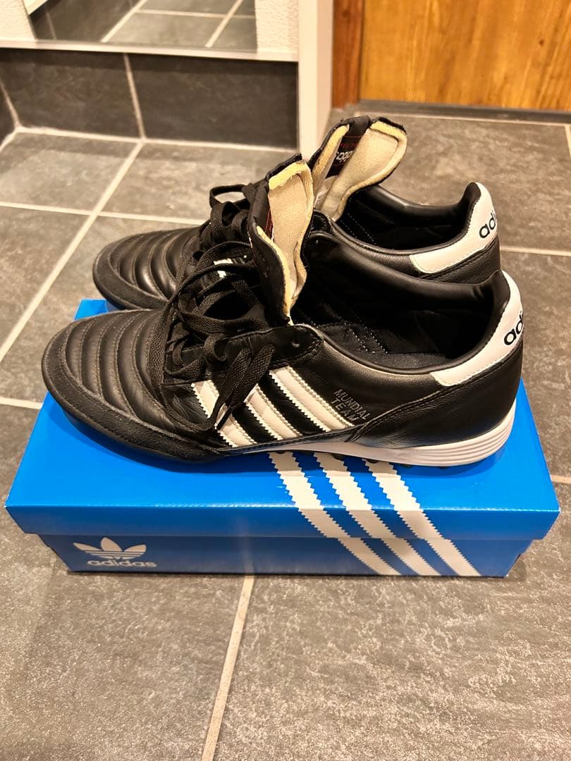 adidas ムンディアルチーム　トレシュー　28センチ