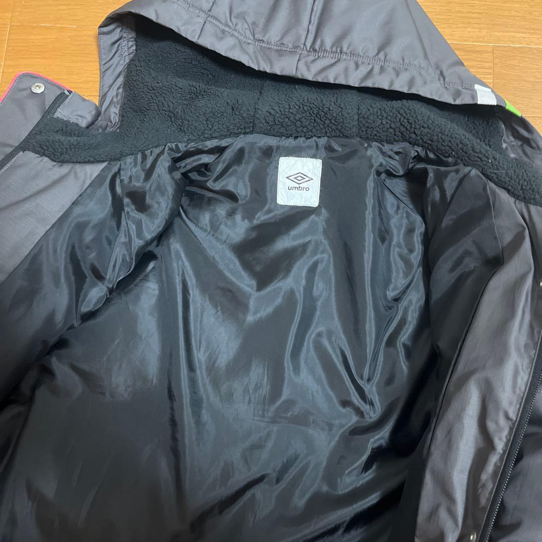 Umbro フード付きベンチコートMサイズ
