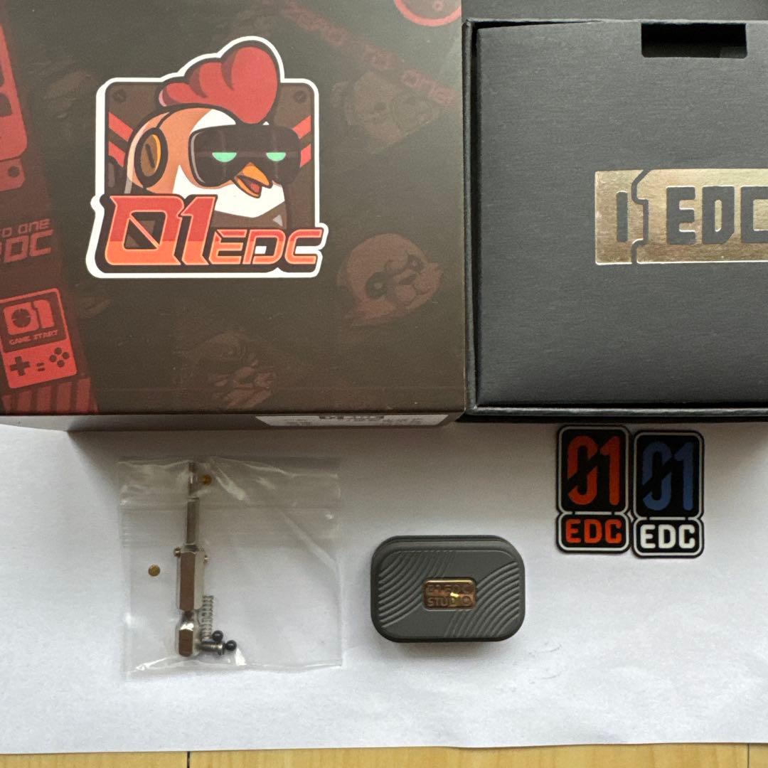 01EDC MINI Burger フィジェット正規品　ジルコニウム製49個限定