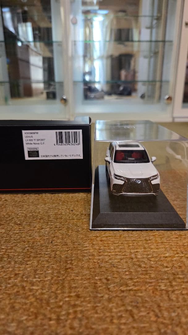 1/43 京商 レクサス LX 600 F Sport