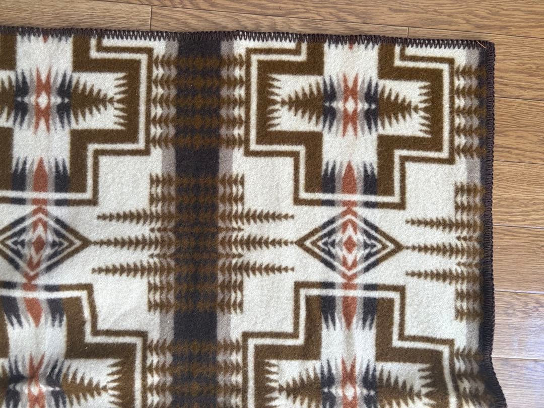 Pendleton ×  peak 幾何学模様ブランケット