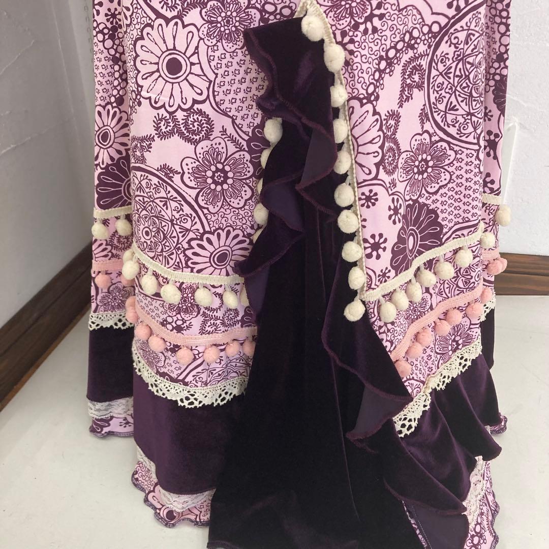 美品 ツーピース フラメンコ衣装　ストレッチ生地　レースブラウス