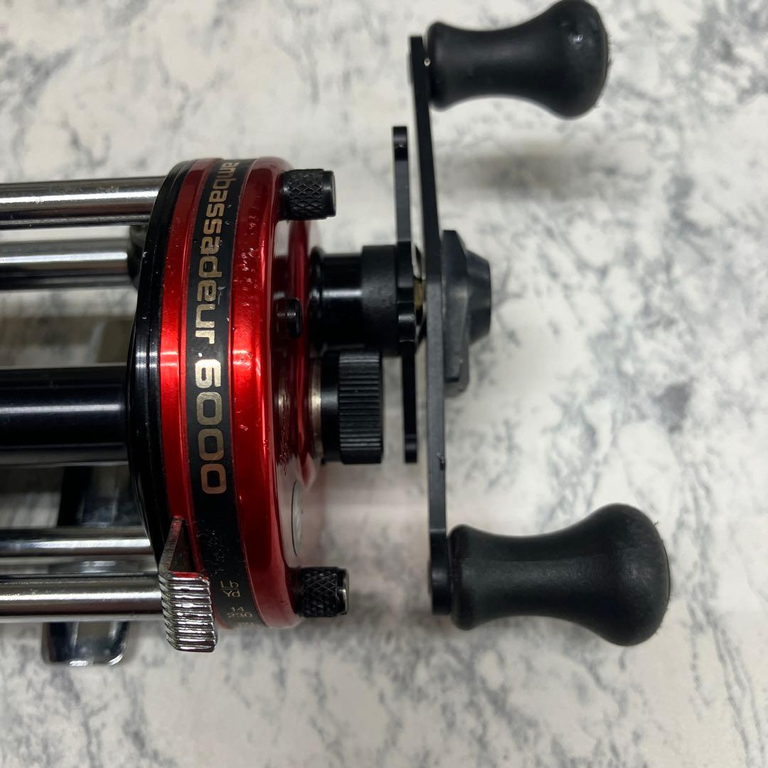 中古　アブガルシア　アンバサダー6000 右用　ライギョ　ベイトリール