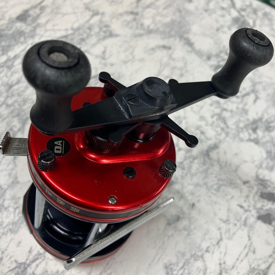 中古　アブガルシア　アンバサダー6000 右用　ライギョ　ベイトリール