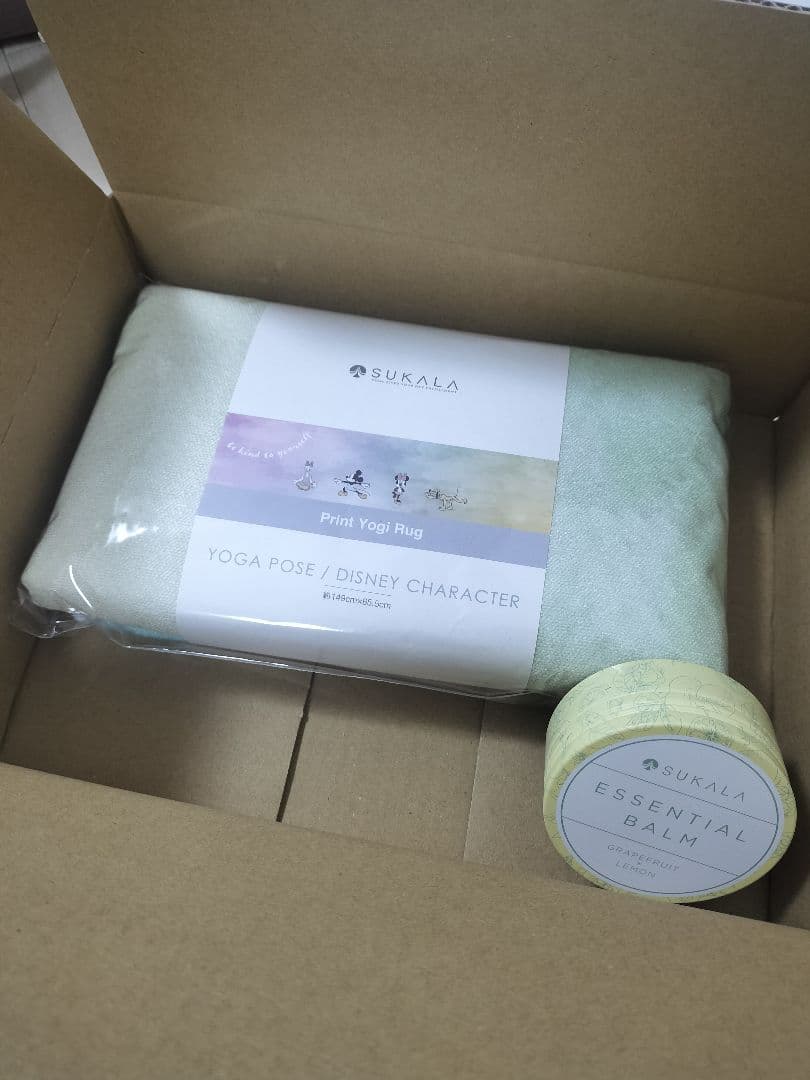 ホットヨガlava SUKALA ディズニーヨガラグ&エッセンシャルバーム