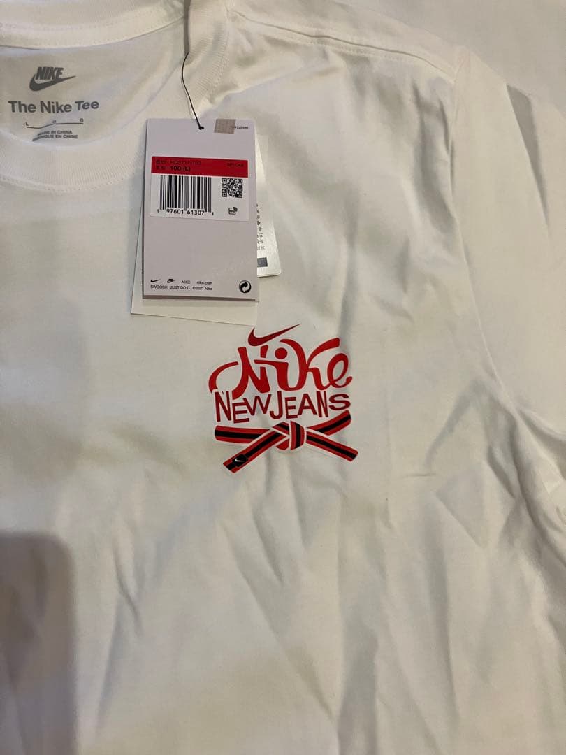Nike The Nike Tee NEW JEANS ホワイト