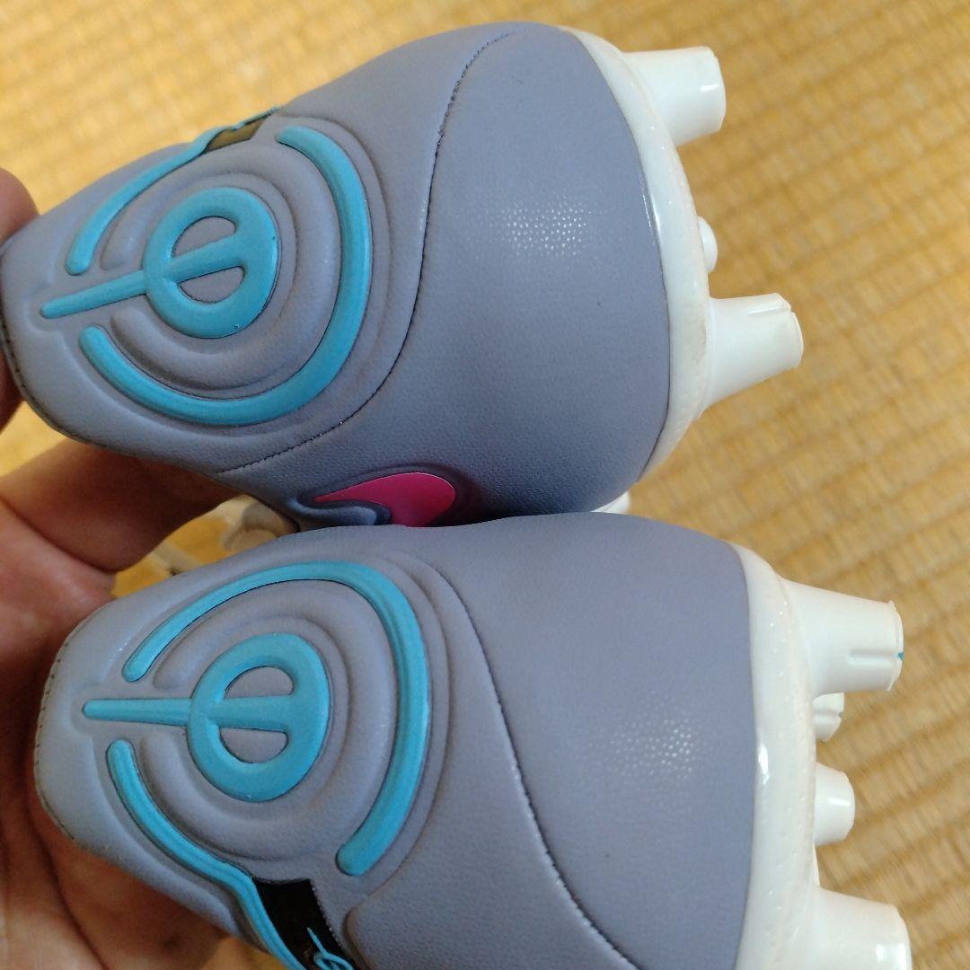 Nike Tiempo サッカーシューズ ホワイト/ブルー/ピンク24.5センチ