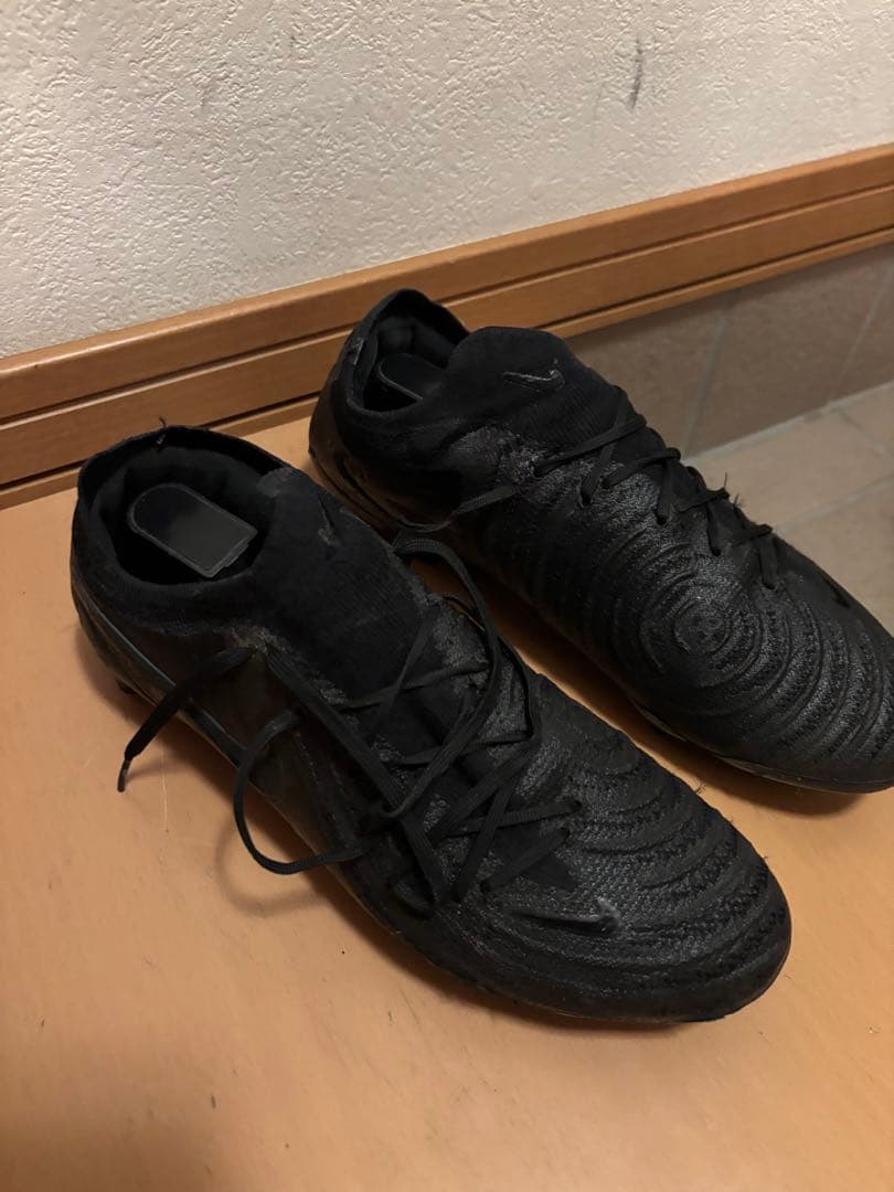 NIKE ブラック サッカーシューズ