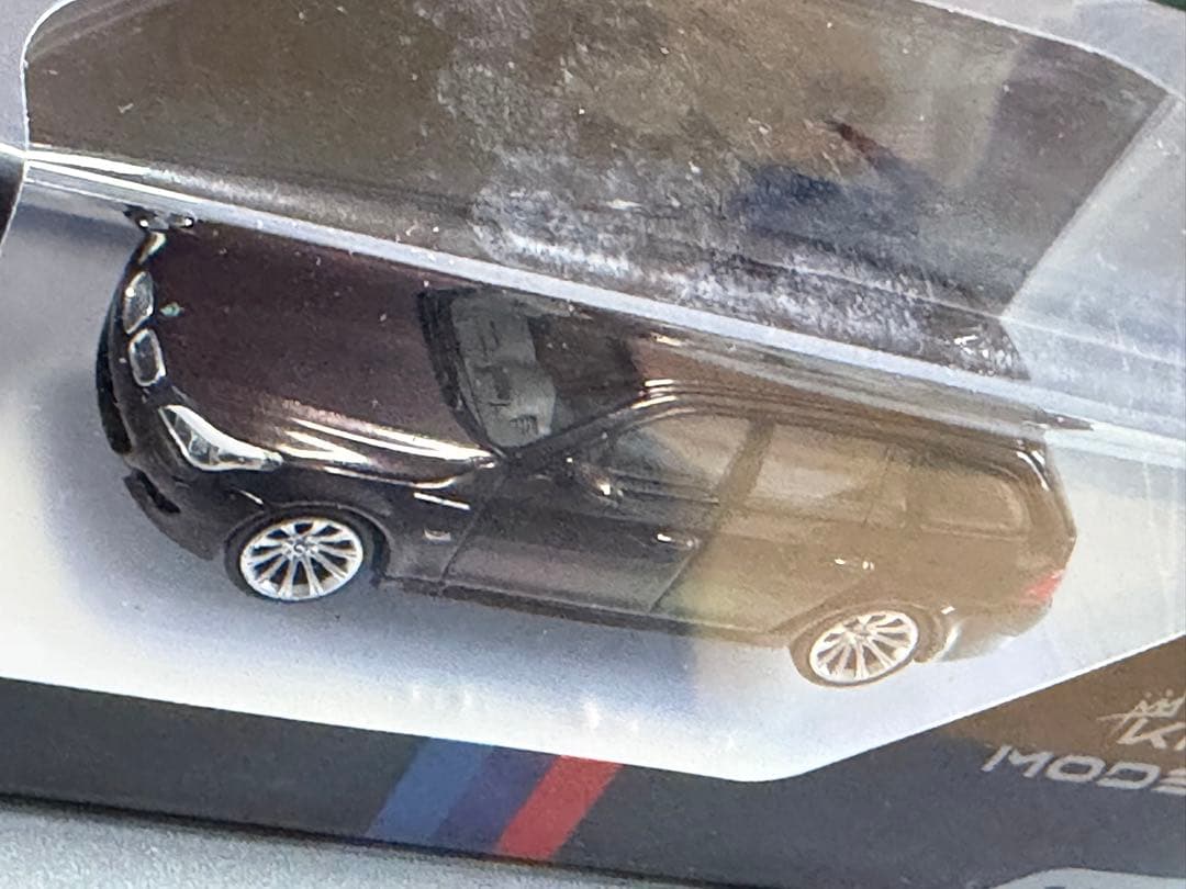KING MODEL  E61 M5 ツーリング 1/64 999台限定