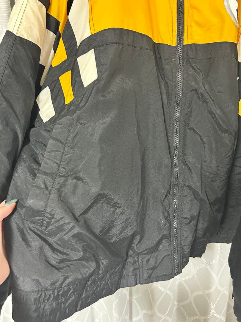 【古着】Pittsburgh Steelers ナイロンジャケット