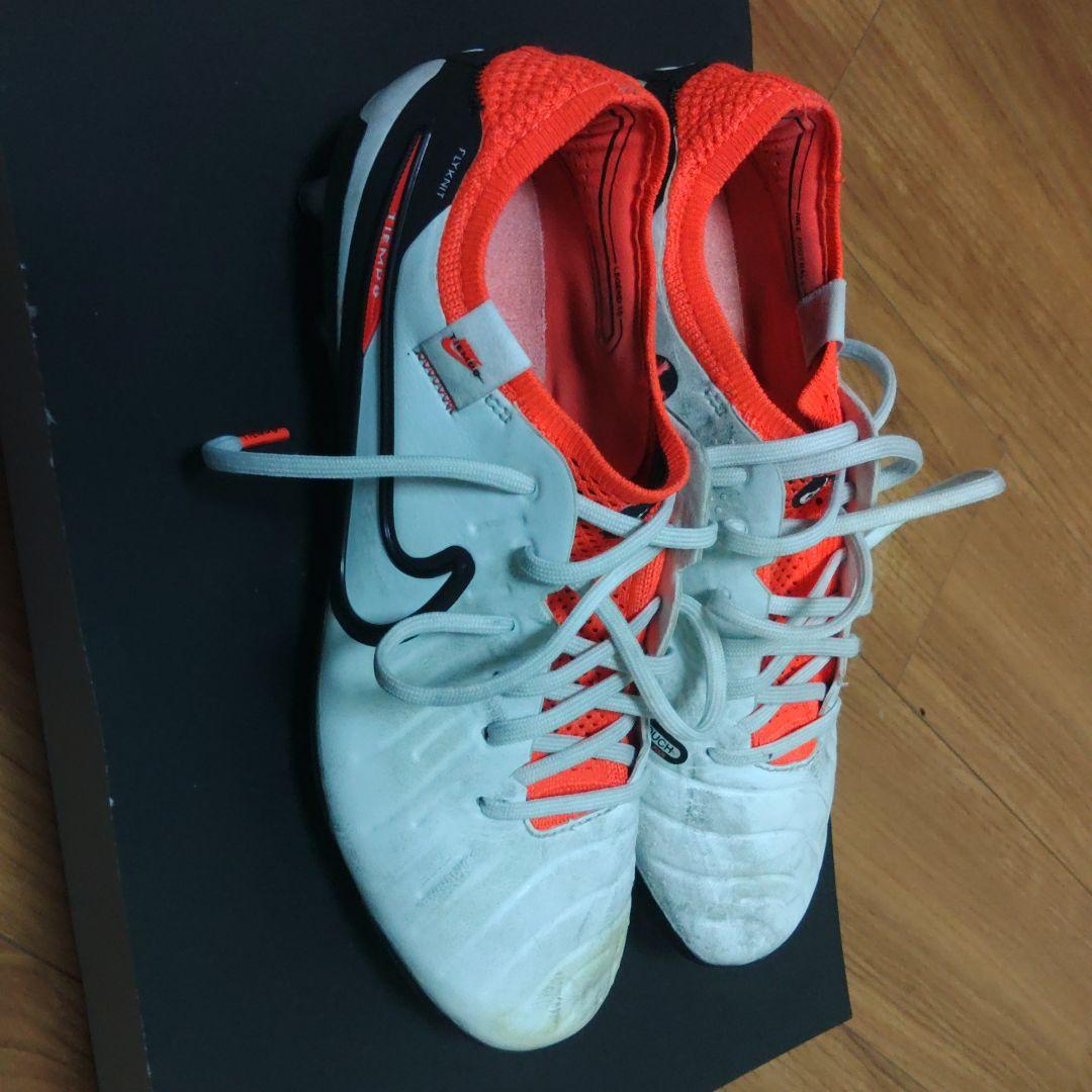 Nike Tiempo サッカーシューズ ホワイト/オレンジ