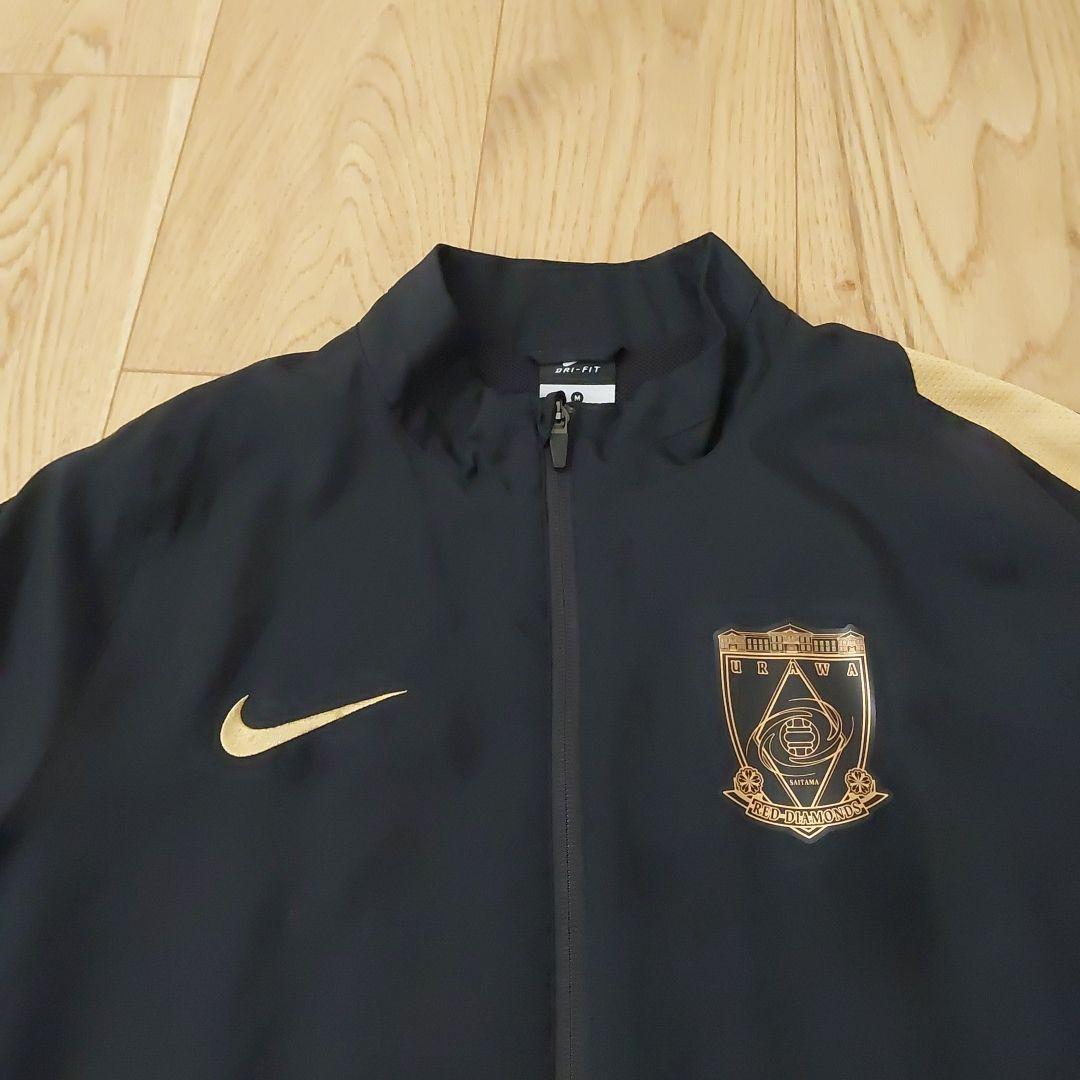 浦和レッズ　移動着　支給品