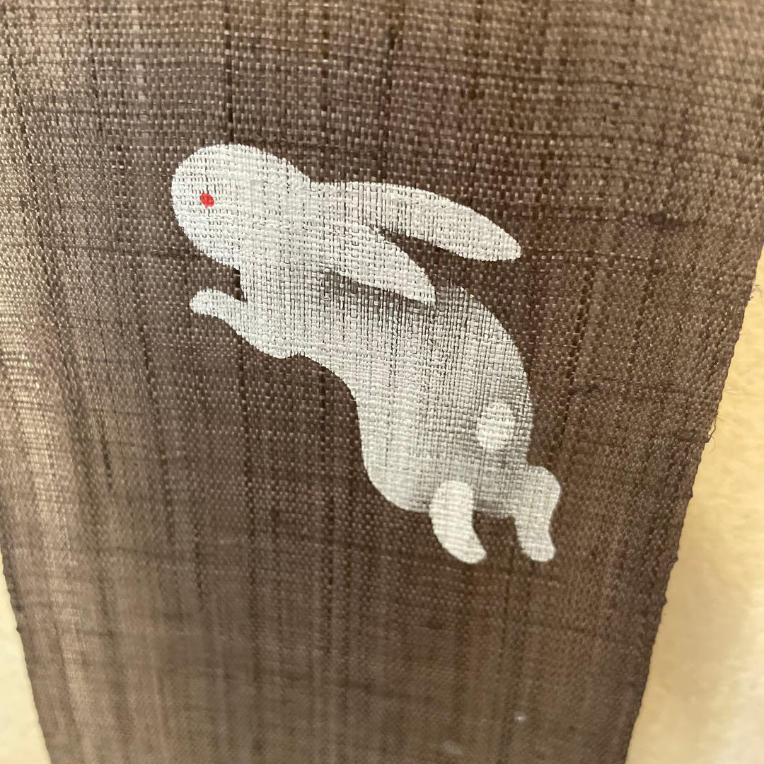 洛柿庵　細タペストリー「はねうさぎ」