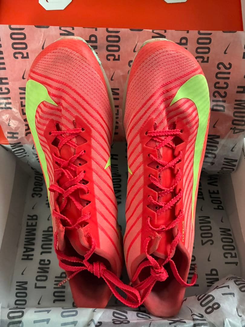 大幅値下げ！！Nike Airzoomマックスフライ2