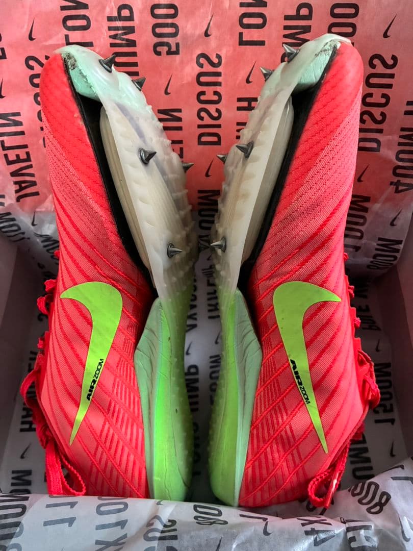 大幅値下げ！！Nike Airzoomマックスフライ2