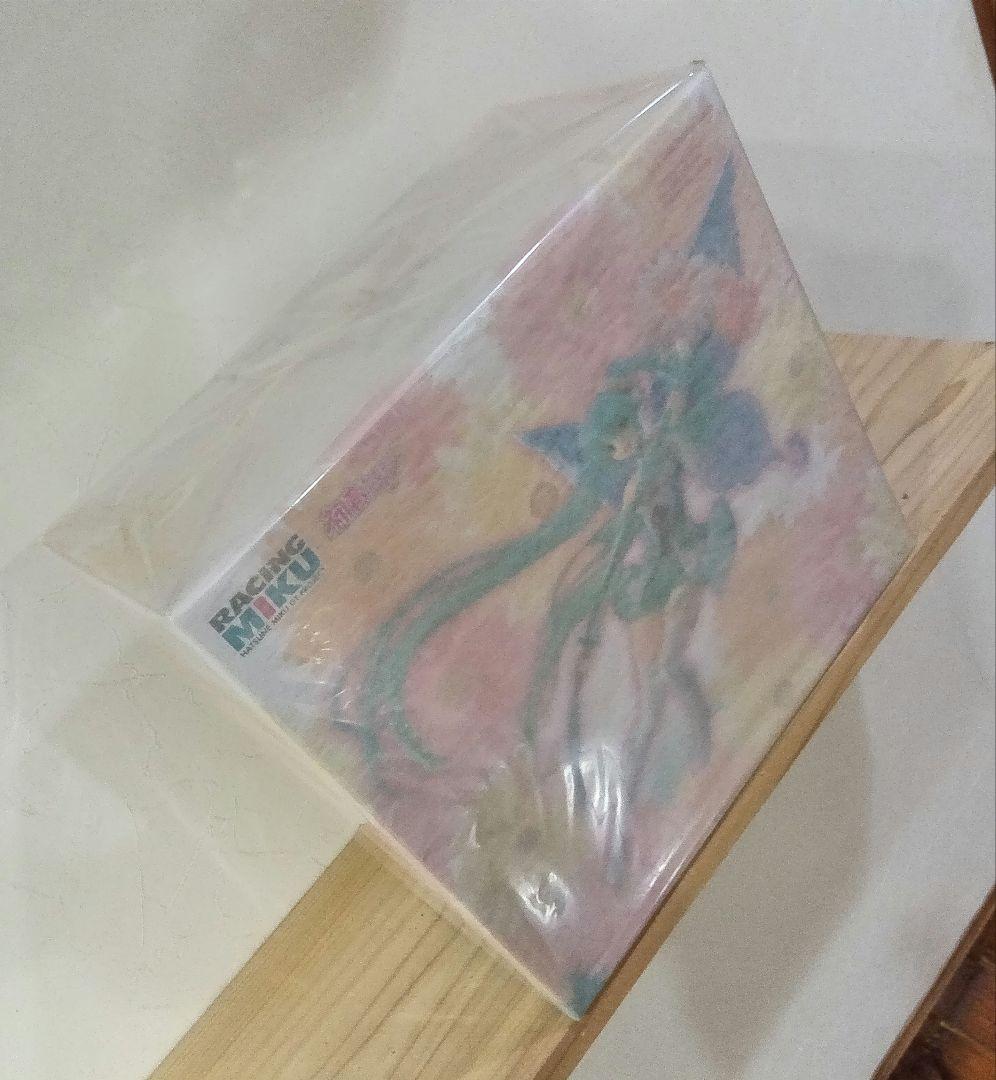 初音ミク 1/1 フィギュア　レーシングミク 2017Ver.