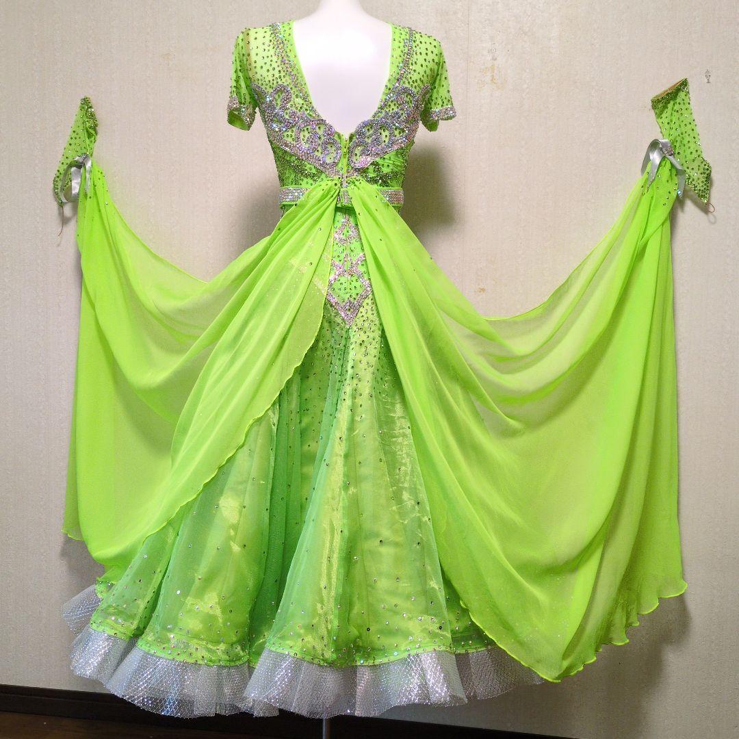 タカダンス　社交ダンスドレス 　ライトグリーン 美品