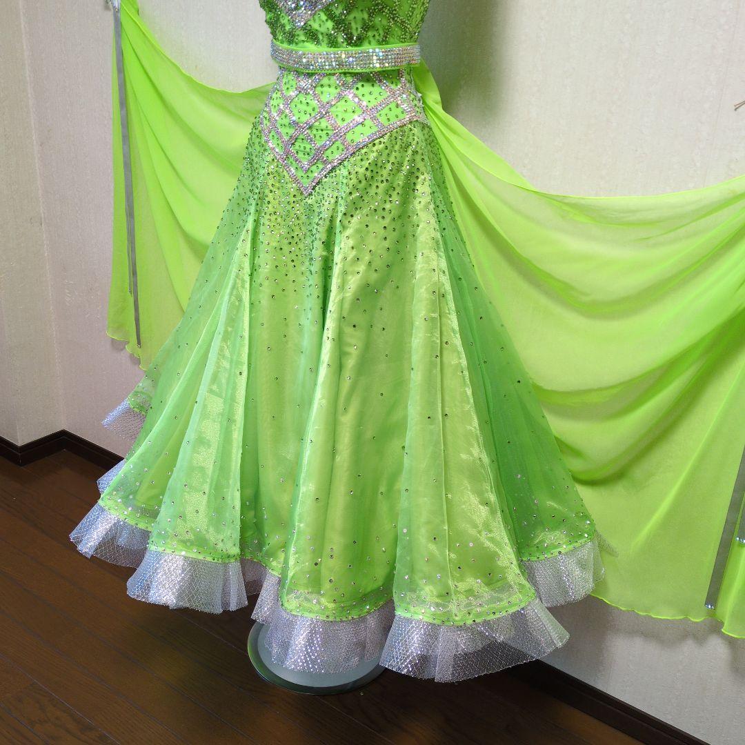 タカダンス　社交ダンスドレス 　ライトグリーン 美品