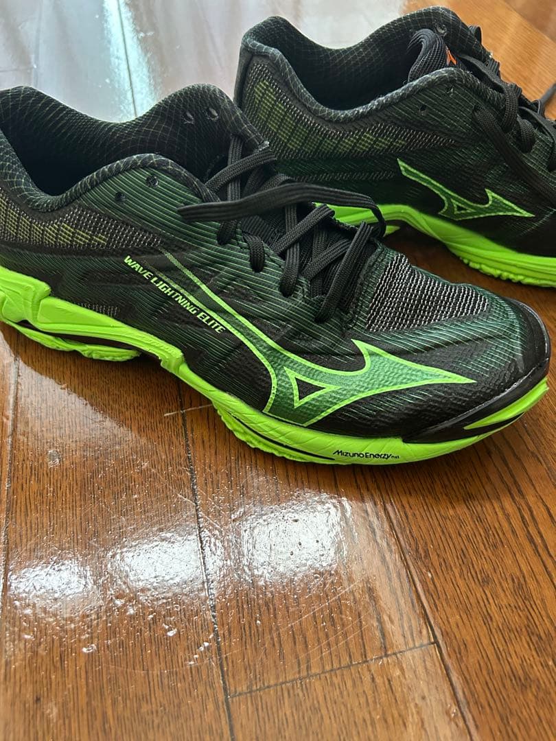 Mizuno バレーボールシューズ ウエーブライトニングエリート25.0㎝