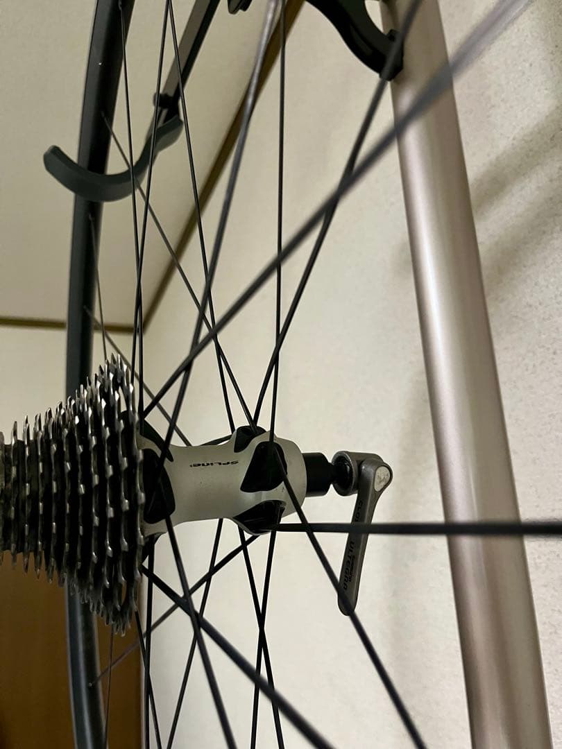 ★ TKT　DT SWISS PR1600 SPLINE リムブレーキ