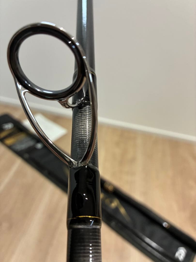 【美品】ダイワ 24ラテオ110MH-4 DAIWA LATEO
