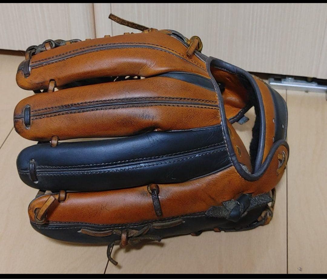 ZETT　プロステイタス内野手用軟式グローブ　源田モデル