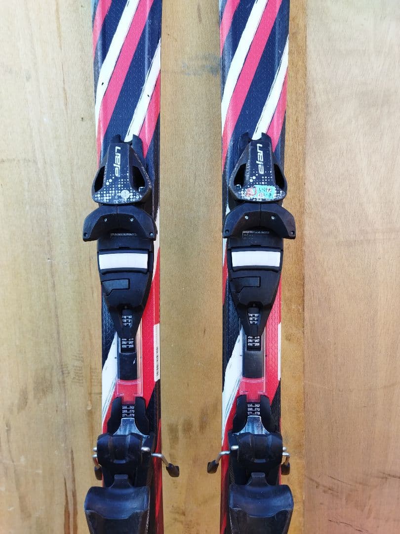 エラン 　ELAN スキー　板 MORPHEO PRO 140 赤・黒・白