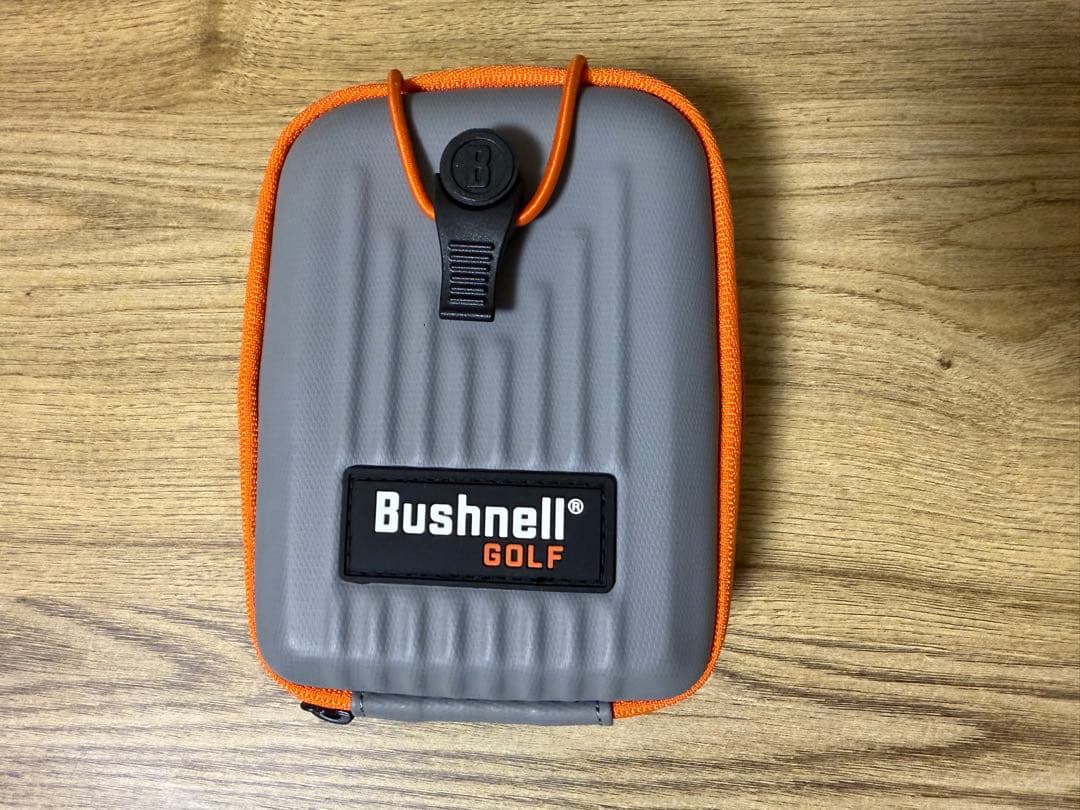 Bushnell Tour V5 ゴルフ用距離計 専用ケース付き