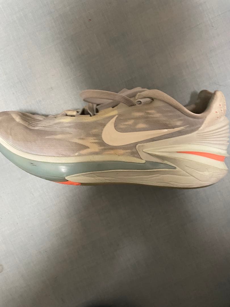 G.T.Cut2 Nike バスケットボールシューズ ベージュ/グレー