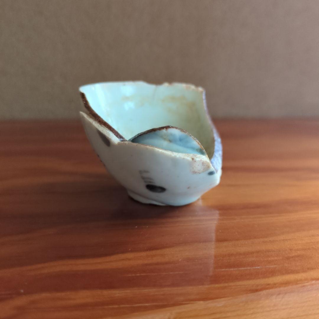 陶器製品 伝統的な日本のデザイン　初期伊万里の陶片　骨董