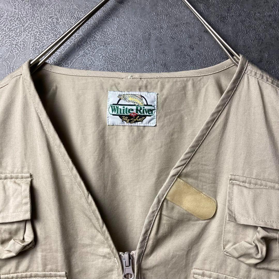 VINTAGE　フィッシングベスト　古着　ポケット　背面　ジップ