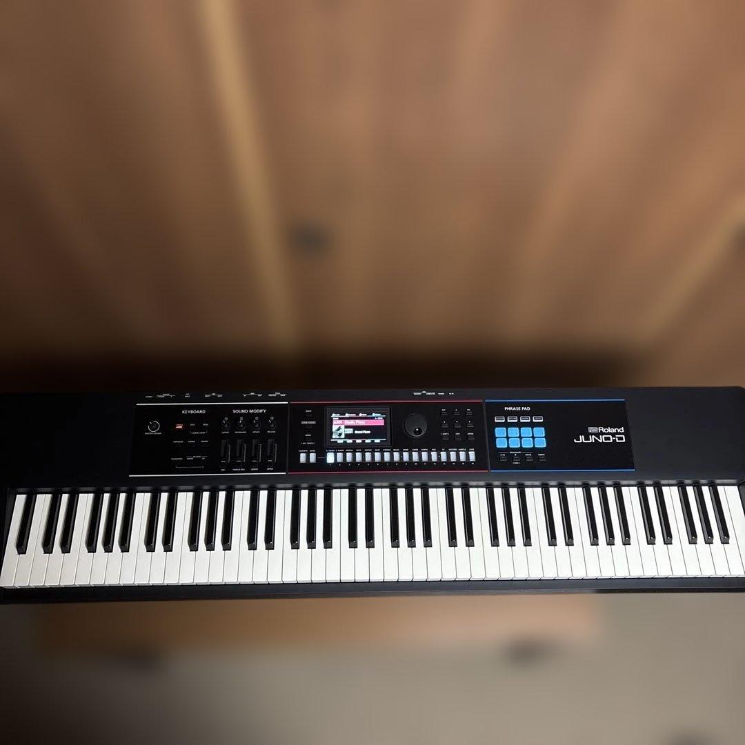 Roland JUNO-D8 シンセサイザー【ペダル付き】