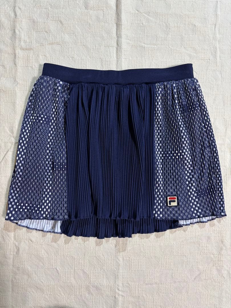 テニスウェア　フィラ　セットアップ