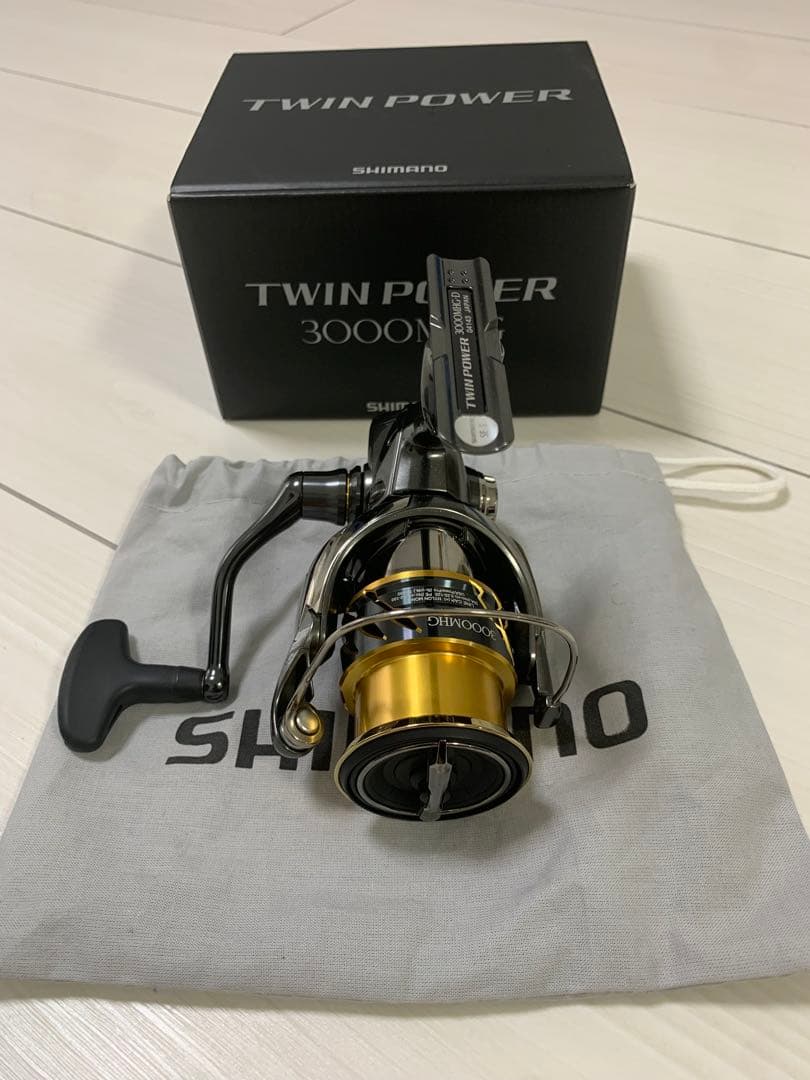 シマノ　20ツインパワー 3000MHG