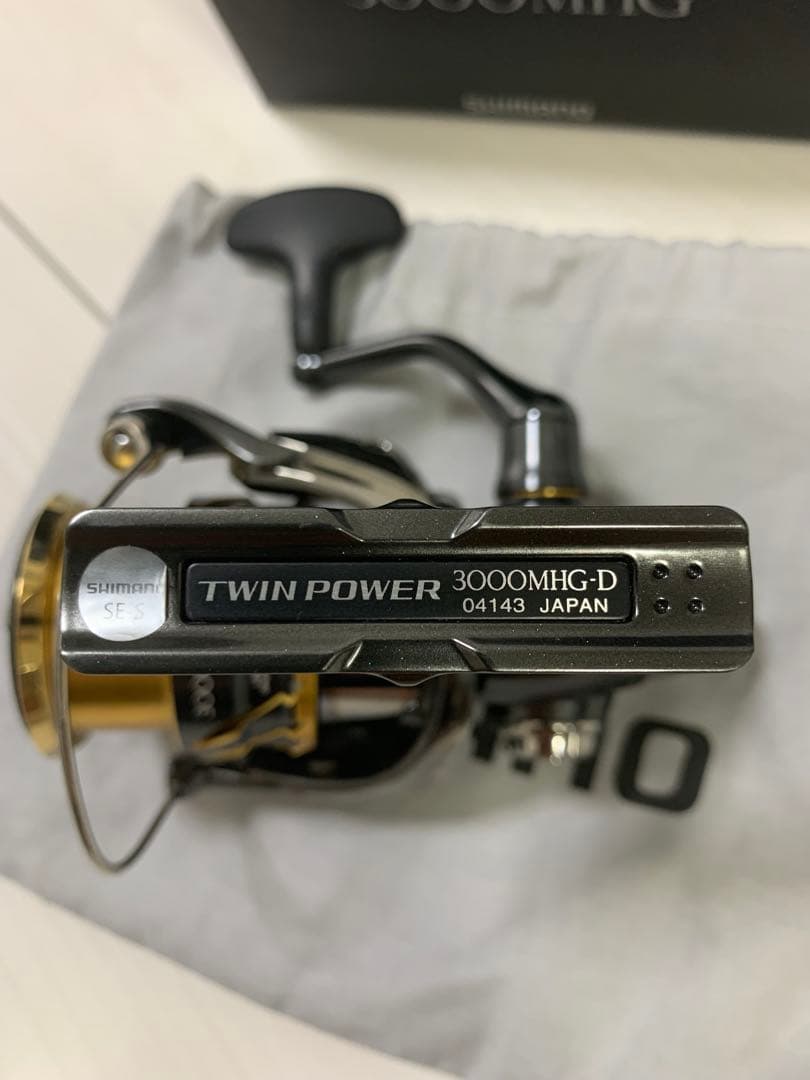 シマノ　20ツインパワー 3000MHG