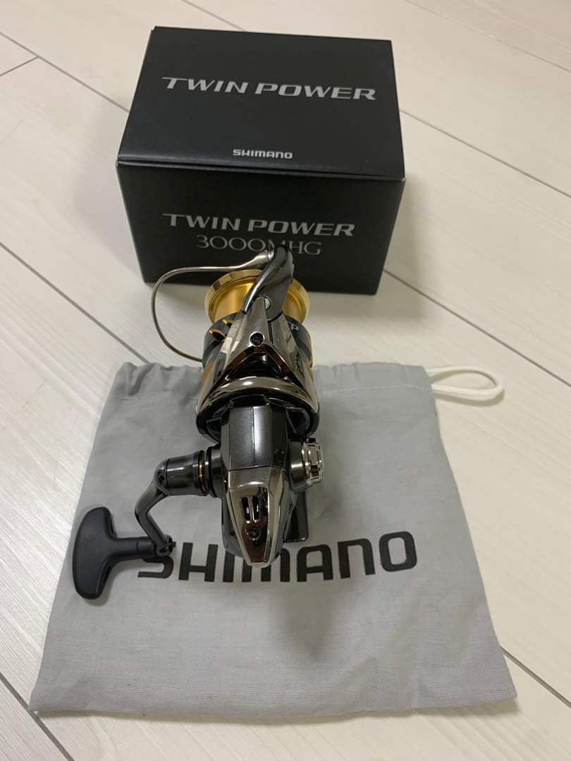 シマノ　20ツインパワー 3000MHG