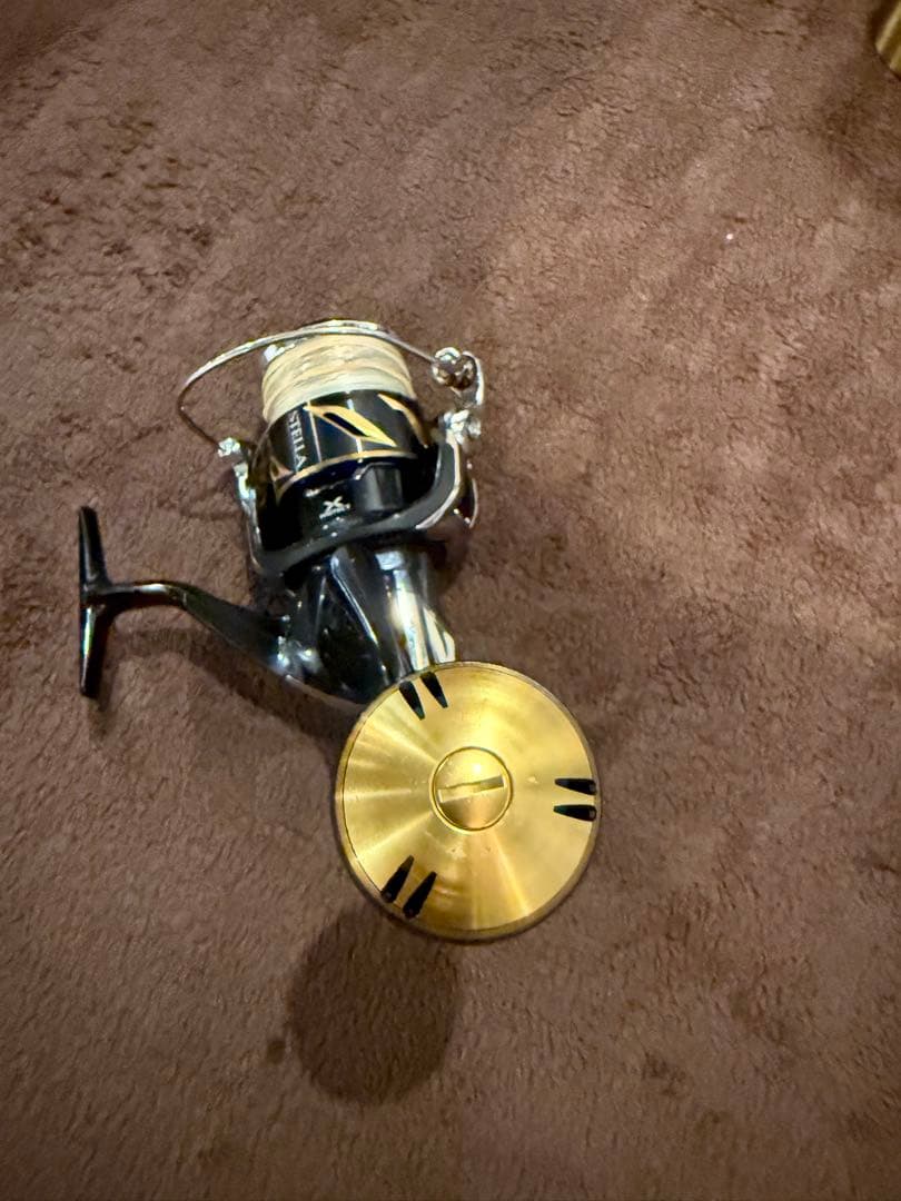 ほぼ新品　STELLA SW 5000 XG スピニングリール