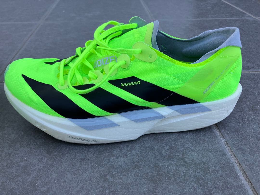 adidas アディゼロ タクミセン11 26.5cm ランニングシューズ
